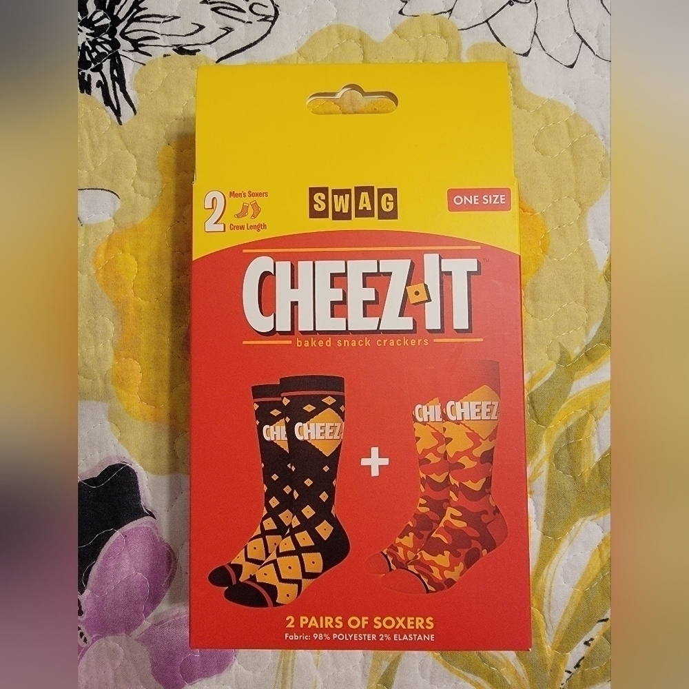NWT Cheez It Men's Socks, 2 Pairs